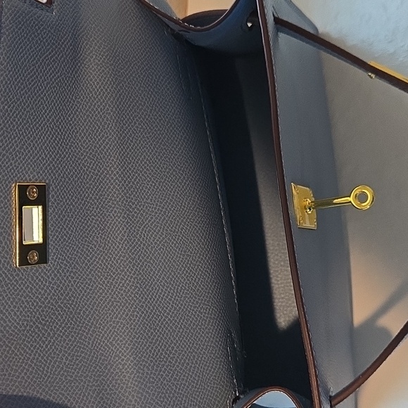 Mini Sellier Kelly Crossbody Bag Top Handle w/ Gold Hardware - Picture 6 of 9